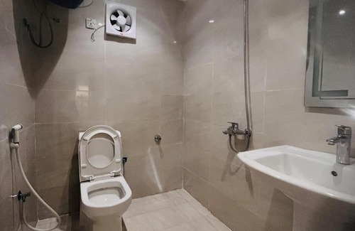 Palestine Street Apartamento | Private Studio- Alhamra Corniche- Self Checkin