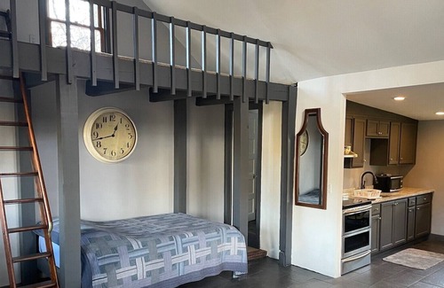 Cold Spring Cabaña | Private studio cottage, completely redone