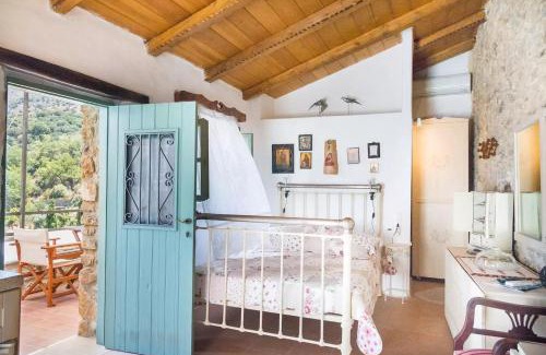 Lastros Apartamento | Private studio in historic house