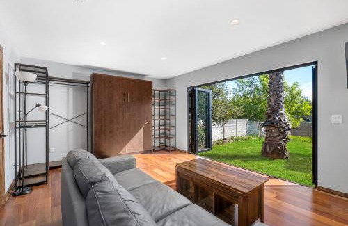 La Mesa Casa | Private Studio in La Mesa with Lawn