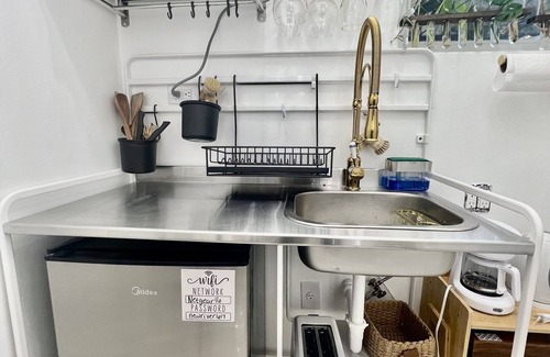 Deerfield Beach Apartamento | Private Studio, Hotel Style - Tiki Studio 4