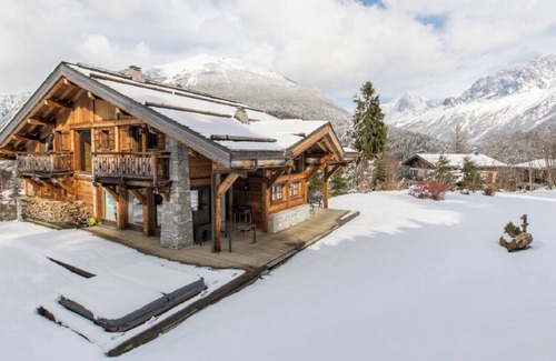 Les Houches Chalet De Esquí | Private stunning chalet with incredible views, sunken jacuzzi & spa