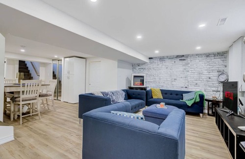 Burlington Casa | Private, Stylish, Large 1BR - Close to Everywhere