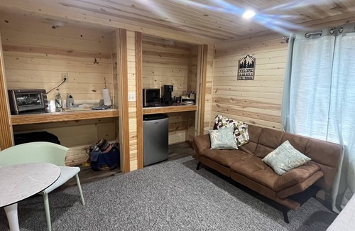 Logan Apartamento | Private Suite - Big Pine Studio - Hocking Hills