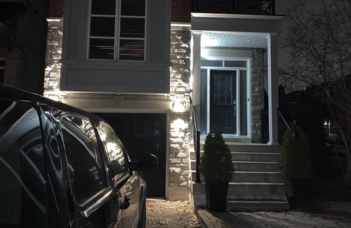 Long Branch Casa | Private suite in a quiet house with private entrance and private washroom