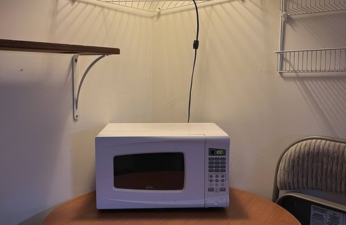 Navy Yard Casa | Private one bedroom w private bathroom including free laundry use