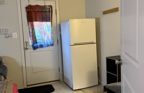 Navy Yard Casa | Private one bedroom w private bathroom including free laundry use