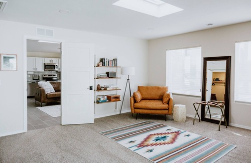 Oracle Heights Estates Casa | Private Suite with Mountain Views and Hummingbirds