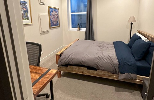 Sunnyside Apartamento | Private Sunnyside Apt - 2 Workspaces