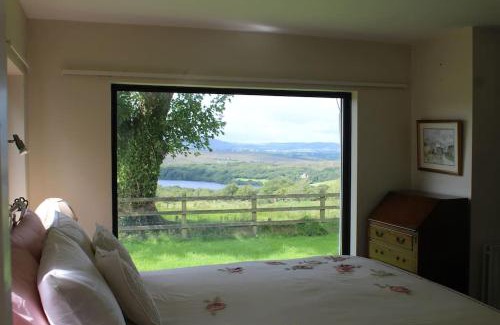 Donegal Casa | Private Thatched Cottage - with views