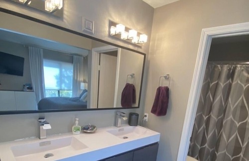 Bay Ho Casa | Private Townhouse 15 mins from everything in San Diego