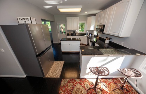 Delaplane Casa | Private Trail To Wine: 5-bedroom Farmhouse In Heart Of Virginia Horse Country