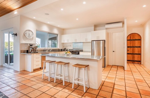 Dunsborough Casa | PRIVATE & TRANQUIL ESCAPE OFFERING DREAMY ‘HACIENDA’ RESORT STYLE LIVING