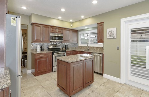 Town N County Park Casa | Private Two Story Corner Home + Pool + Game Room