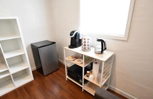 Daly City Casa | Private Unit/Private Bathroom Near BART & SF