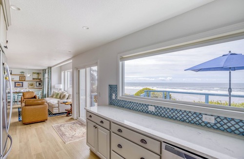 Seal Rock Casa | ¡Casa frente al mar actualizada en Seal Rock!
