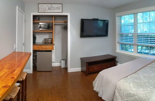 Mount Pleasant Casa | Private Vacation Getaway
