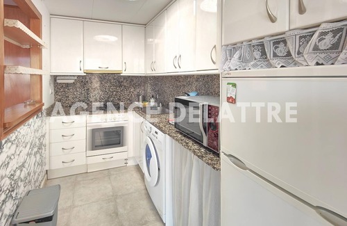 Peñíscola Chalet De Esquí | Villa privada con barbacoa , 3 habitaciones , 2 baños, piscina común con jacuzzi
