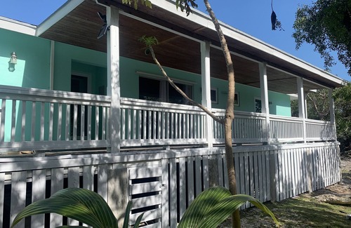 George Town Casa | Private Villa, 2 minutes from the beach, 4 minutes to Georgetown