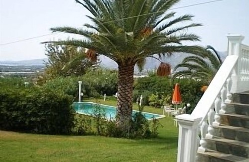 Marathon Casa | Villa privada en maratón con piscina y vistas al mar