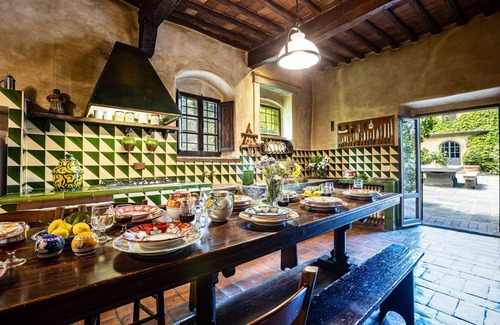 Figline e Incisa Valdarno Villa | Estupenda casa de vacaciones privada con jacuzzi, sauna, WIFI, A/C, piscina privada, TV, patio