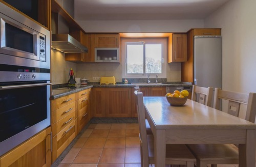 Santa Eulalia del Río Villa | Villa Privada, Piscina, Parking, Barbacoa Wifi Fibra Óptica. Centro de la isla