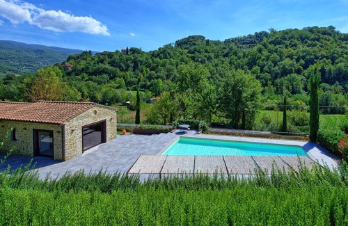 Capolona Villa | Estupenda casa de vacaciones privada con WIFI, A/C, piscina privada, TV, patio, cerca de Arezzo