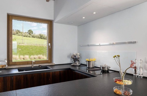 Volterra Villa | Casa de vacaciones privada con jacuzzi, WIFI, piscina privada, A/C, patio, cerca de San Gimignano