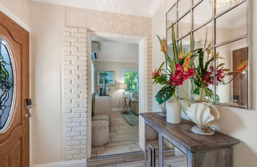 Clearwater Apartamento | Private Villa with Courtyard