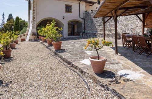 Pontassieve Villa | Maravillosa casa de vacaciones privada con piscina privada, WIFI, TV, terraza, cerca de Florencia