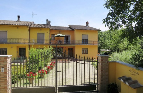 Laterina Villa | Villa privada con piscina cerca de Arezzo enclavada en la Reserva Natural de Bandella