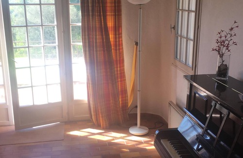Magagnosc Villa | Villa privada con casita de piscina dentro de idílicos jardines provenzales