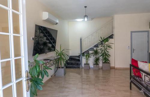 Al Rama Chalet De Esquí | Private villa with pool in Deadsea Jordan