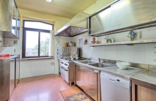 Anghiari Villa | Estupenda casa de vacaciones privada con piscina privada, WIFI, TV, balcón, cerca de Arezzo