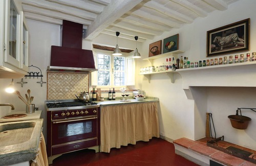 Lucca Villa | Maravillosa casa de vacaciones privada con piscina privada, A/C, WIFI, TV, veranda, cerca de Lucca
