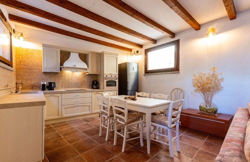 Scansano Casa | Casa de vacaciones privada con A/C, WIFI, piscina privada, jacuzzi, TV, patio, vista panorámica