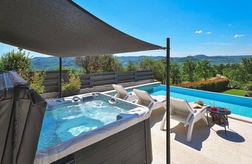 Golubici Villa | Casa de vacaciones privada con piscina privada, A/C, WIFI, jacuzzi, TV, terraza, vista panorámica