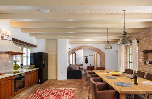 Mofardini Casa | Casa de vacaciones privada con A/C, piscina privada, WIFI, TV, terraza, vista panorámica