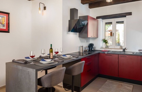 Mofardini Casa | Casa de vacaciones privada con piscina privada, WIFI, A/C, TV, terraza, vista panorámica