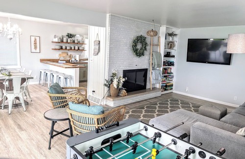 Simonton Lake Casa | Private Waterfront 4 Bedroom Lake Home, 25 min. from Notre Dame, Simonton Lake