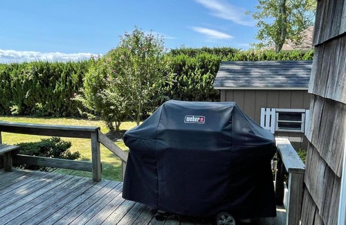 Southold Casa | Private Waterfront home Dock Kayak walk to Southold, near Greenp