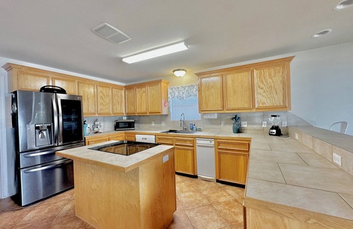 Dinero Casa | Private Waterfront Home on Lake Corpus Christi