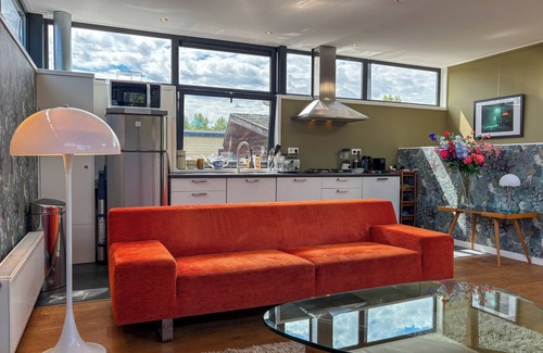 Stadionbuurt Alquiler De Eote | Villa privada sobre el agua, cerca del centro de Ámsterdam, terraza en la azotea