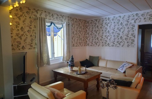 Hagfors Municipality Casa | private wellness house med private outside jacuzzi, sauna, massagechair and gym