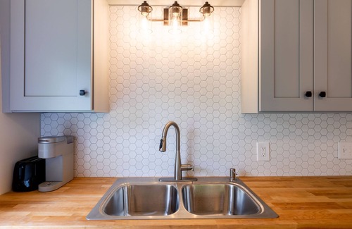 Kittery Cabaña | Private Woodland Cottage Near Beaches and Shopping