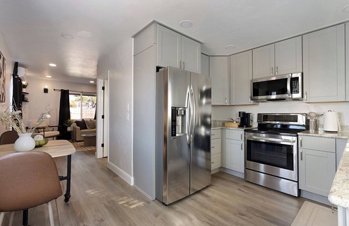 Colorado City Casa | Private Zion Stay: Seasonal Pool, Fire-Pit, BBQ Grill, + Red Rock Views