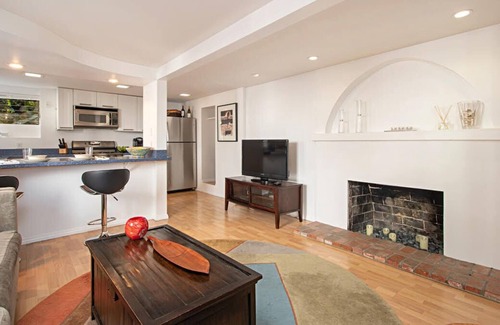 Middletown Apartamento | Privado Apt. Centralmente Ubicado. en Mission Hills