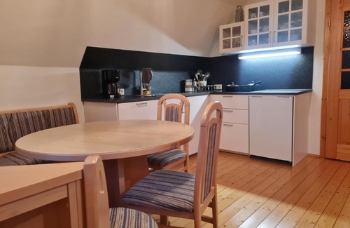 Modriach Apartamento | Privatunterkunft in Modriach