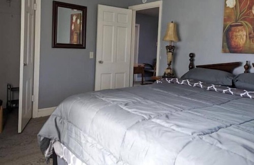 Kalamazoo Apartamento | Probably not