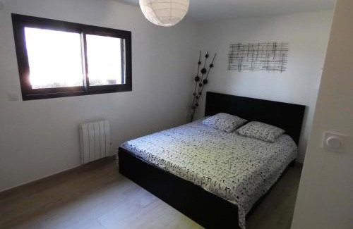 Clermont-l'Herault Casa | Proche Lac du Salagou, Chambre agréable avec salle d'eau et WC privé